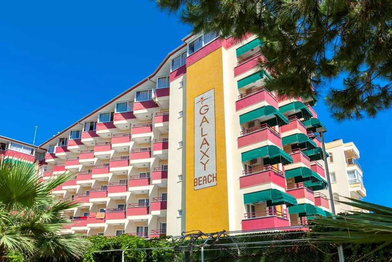 GALAXYBEACH_SHABAVIZ (9).jpg